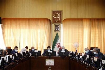 حذف عوارض صادراتی محصولات خام و نیمهخام نفتی، گازی و پتروشیمی حذف عوارض صادراتی محصولات خام و نیمهخام نفتی، گازی و پتروشیمی