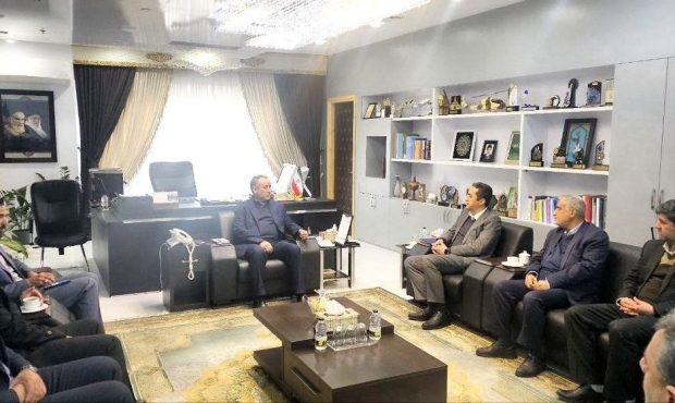 آقاجانلو در نشست با استاندار خراسان جنوبی اعلام کرد: بزرگترین پروژه های زیرساخت معادن توسط ایمیدرو، در خراسان جنوبی است