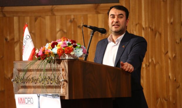 اعتبار جایزه بهره وری ایمیدرو در بخش معدن و صنایع معدنی بالا است