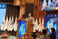 شفافیت باعث ایجاد اعتماد و وفاداری در مجموعه ذینفعان در کسب‌وکار می‌شود