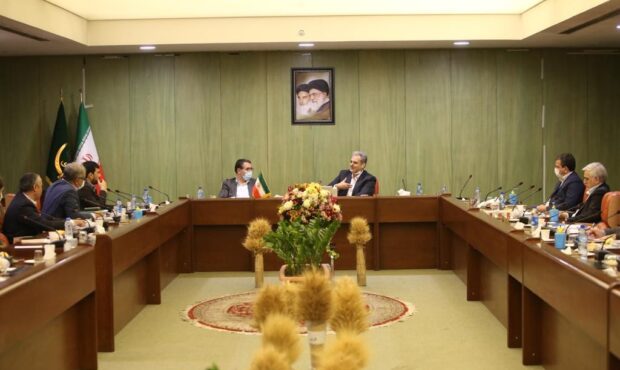 وزارت صمت و جهاد کشاورزی داری دغدغه های مشترکی برای فعالسازی ظرفیت های مختلف تولیدی کشور هستند وزارت صمت و جهاد کشاورزی داری دغدغه های مشترکی برای فعالسازی ظرفیت های مختلف تولیدی کشور هستند