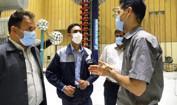 انتقال ترانسفورماتور غول پیکر به پروژه روی مهدی آباد در مهر ماه