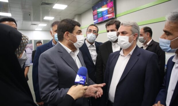 بازدید معاون اول رئیس‌جمهور و وزیر صمت از مرکز پاسخگویی یکپارچه وزارت صمت