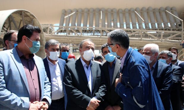 تقدیر وزیر صمت از اقدامات انجام شده در بزرگترین کارخانه سیمانی شستا
