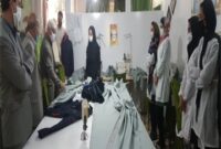 بانوان توانمند نیشابوری و فیروزه ای، اولین سری از «لباس های کار صنعتی» تولیدی در این شهرستان ها را به مجتمع فولاد خراسان تحویل دادند.