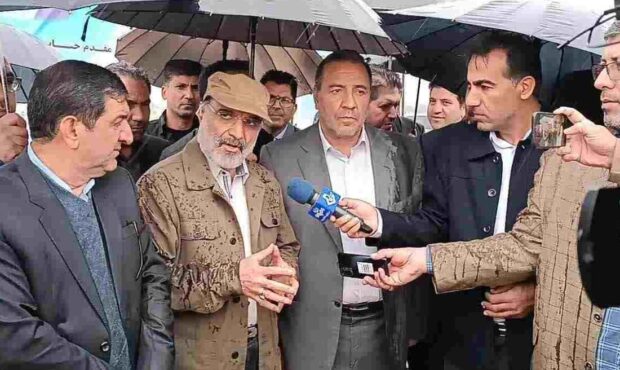 تقدیر ویژه استاندار ایلام از دکتر علی عسکری/ پارک پلیپروپیلن خلیجفارس در منطقه آزاد مهران، ۲۵۰۰ شغل ایجاد میکند تقدیر ویژه استاندار ایلام از دکتر علی عسکری/ پارک پلیپروپیلن خلیجفارس در منطقه آزاد مهران، ۲۵۰۰ شغل ایجاد میکند